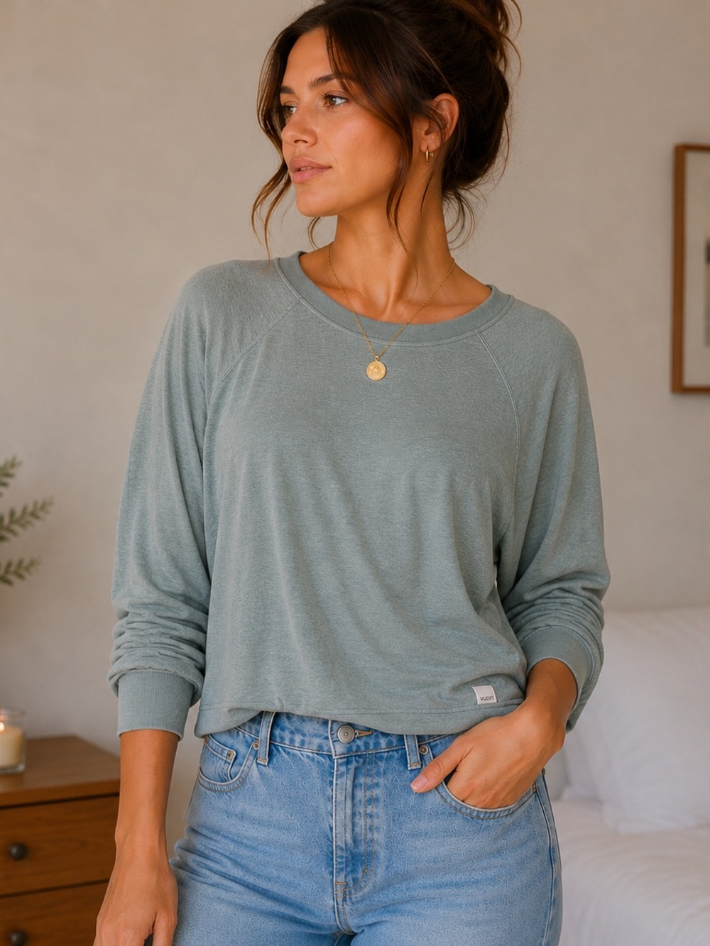 Vuori Women’s Lightweight Performance Sweatshirt Sage Green Oversized